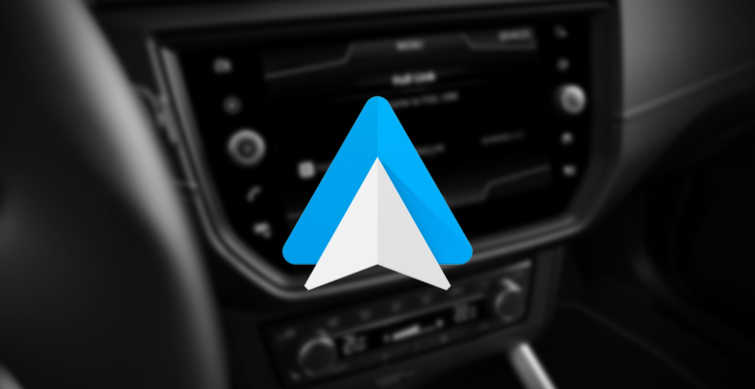 MirrorLink connected car and smartphone. Apps on digital dashboard