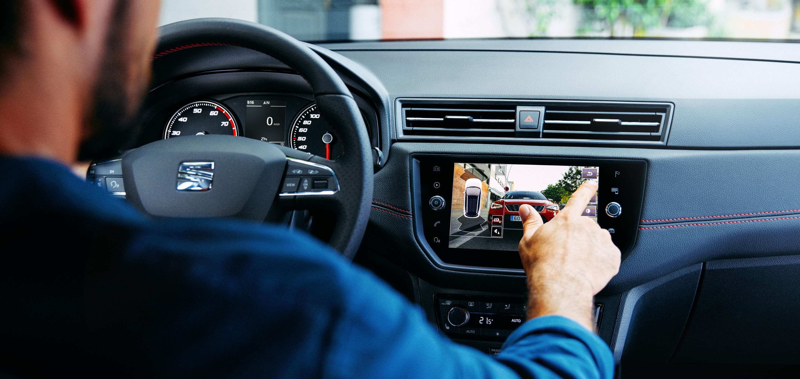 SEAT Arona interior console technology. Showing the SEAT Arona interior steering wheel driving and console technology 