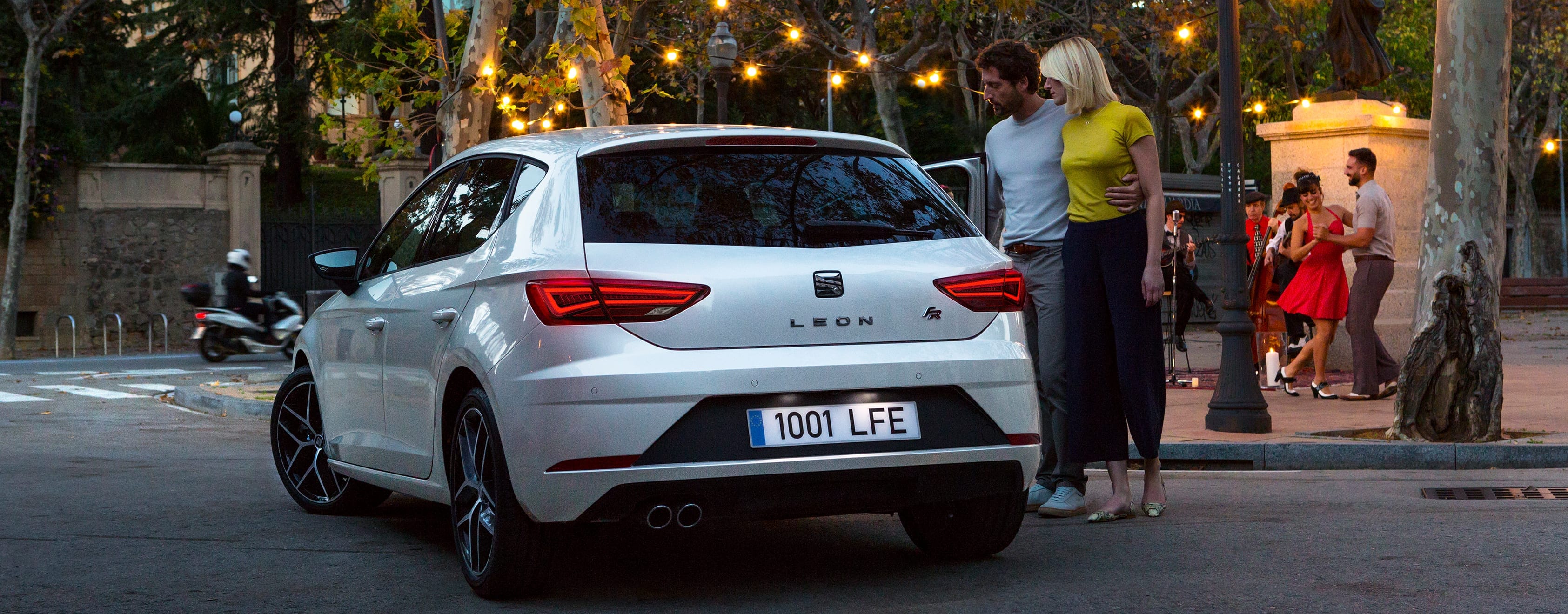 SEAT Leon car rear view