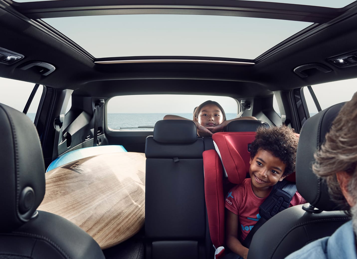 Children inside SEAT car