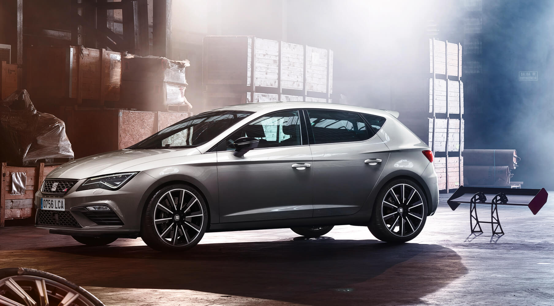    SEAT Sports Cars – CUPRA Leon sporty hatchback car